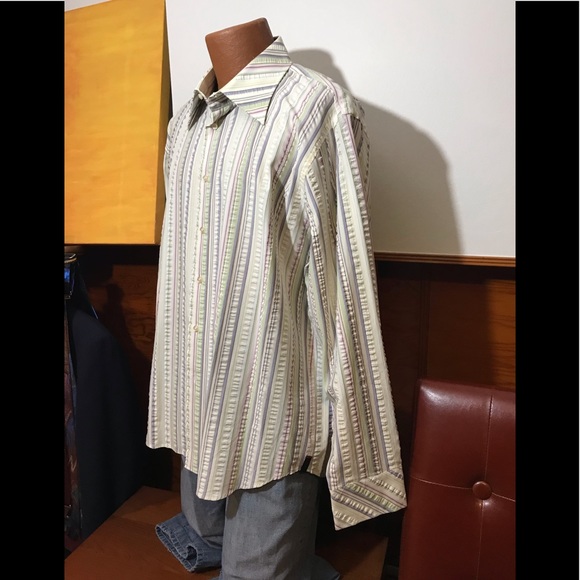 Shirts like this are in All in - Picture 2 of 8